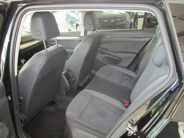 Volkswagen Golf 1.5 TSI Golf VIII Life Variant