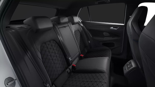 Volkswagen Golf 1.5 eTSI DSG Golf VIII