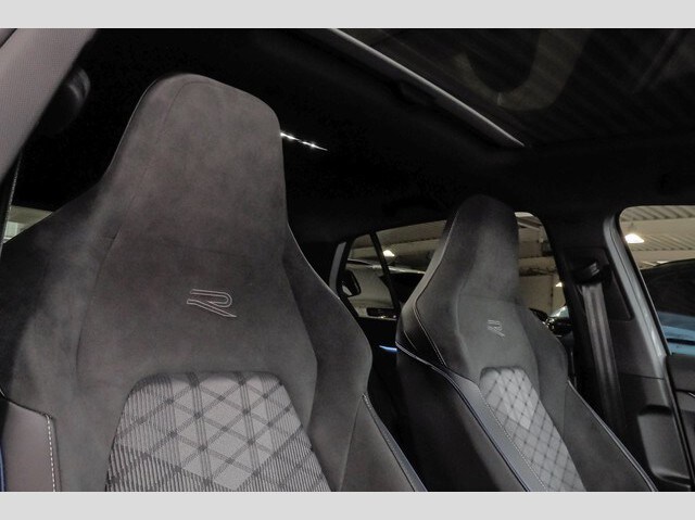 Volkswagen Golf DSG Golf VIII R-Line