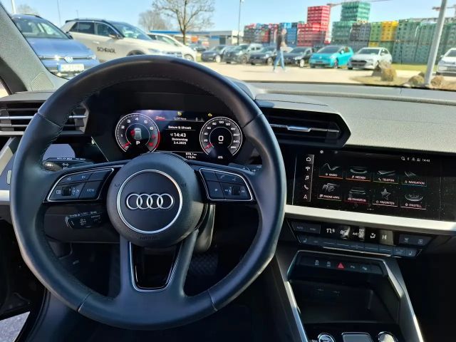 Audi A3 30 TFSI S-Tronic Sedan Sportback