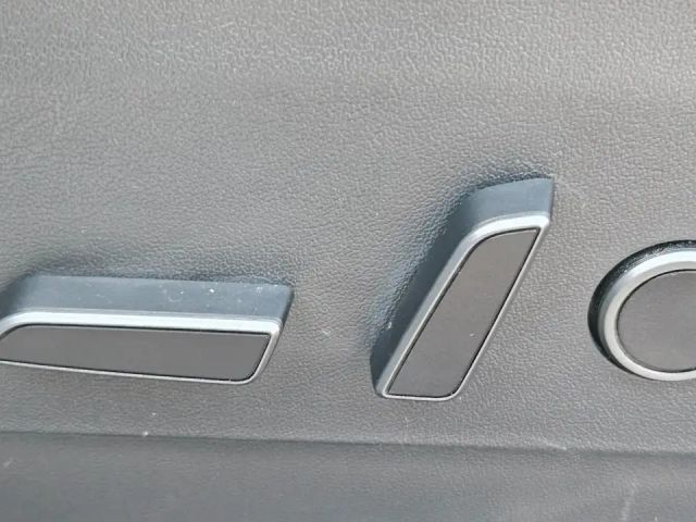 Tesla Model Y AWD Performance