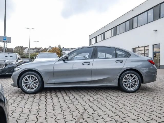 BMW 318 318d Sedan