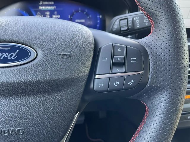 Ford Focus EcoBoost ST Line Wagon