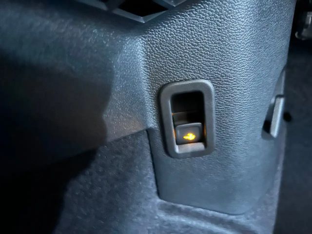 Volkswagen Golf DSG Sport