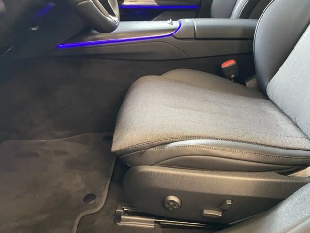 Mercedes-Benz E 200 AVANTGARDE Estate