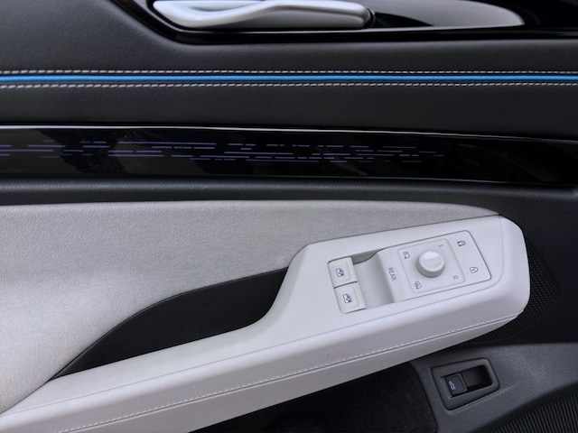 Volkswagen ID.7 IQ.Drive Pro