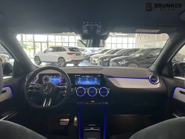 Mercedes-Benz GLA 200 AMG Line