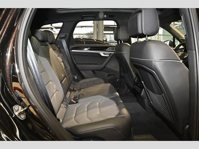 Volkswagen Touareg 3.0 V6 TDI R-Line