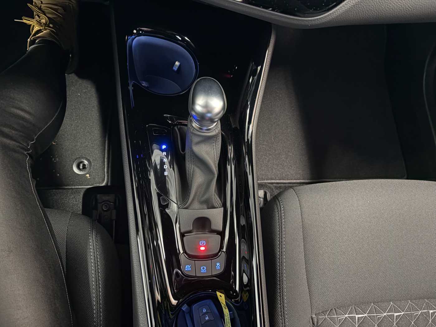 Toyota C-HR 5-deurs Plus