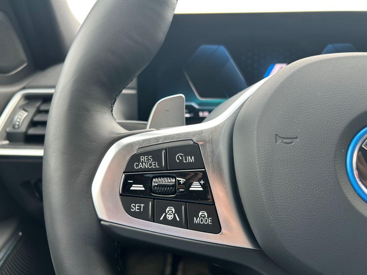 BMW 330 330e Touring