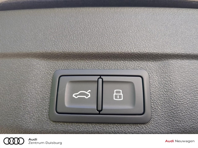 Audi A6 Avant Quattro S-Tronic