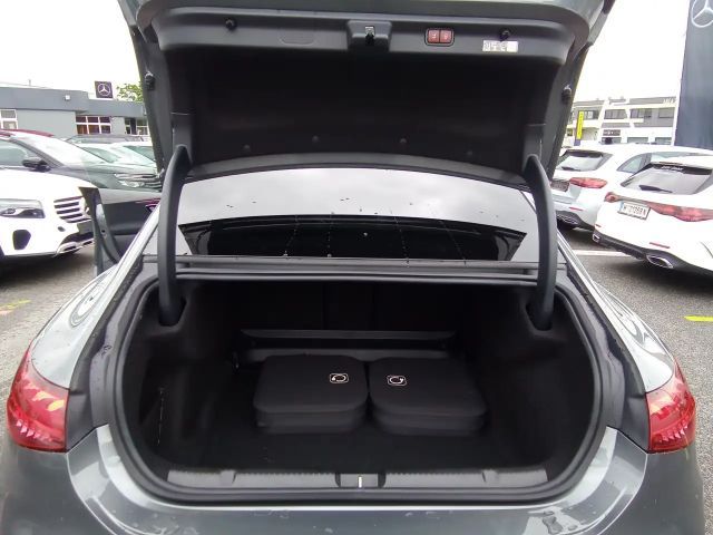 Mercedes-Benz EQE 300 AMG Line Sedan