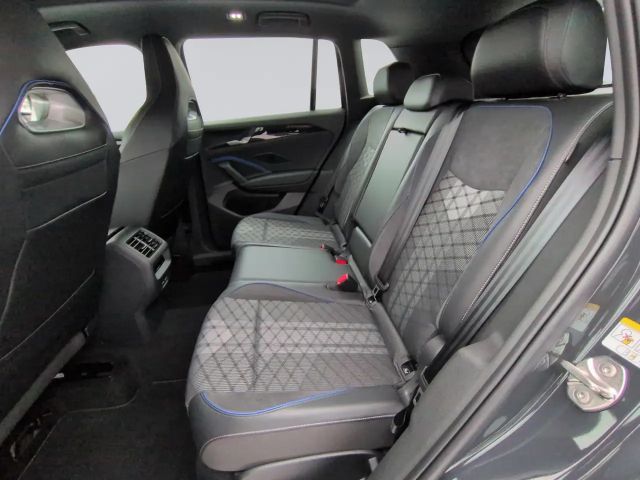 Volkswagen Tiguan 1.5 eTSI DSG R-Line