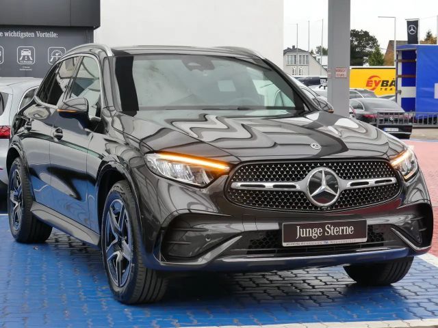 Mercedes-Benz GLC 200 4MATIC AMG Line