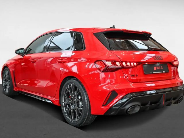 Audi RS3 S-Tronic Sedan