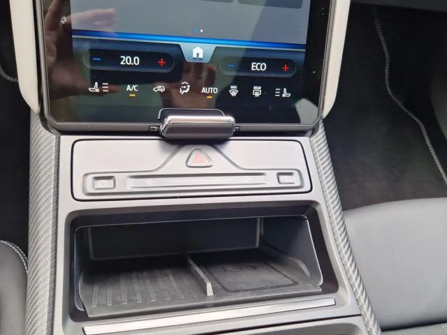 Ford Capri Premium RWD