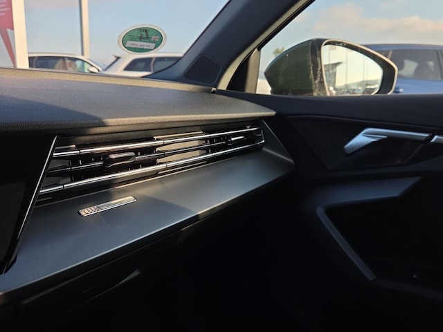 Audi A3 30 TFSI S-Tronic Sportback