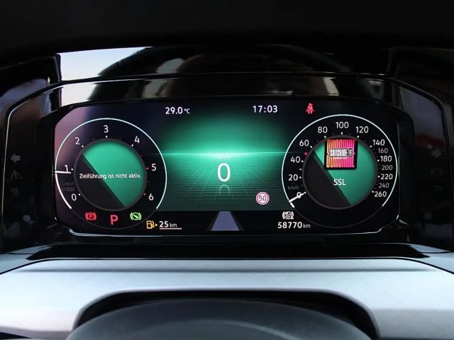 Volkswagen Golf DSG Life