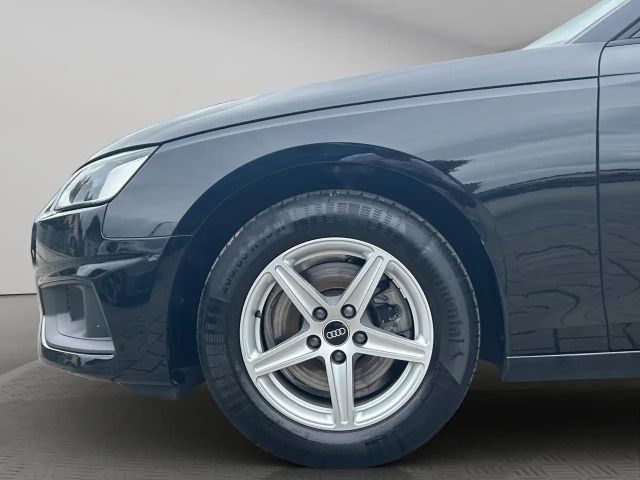 Audi A4 30 TDI Avant