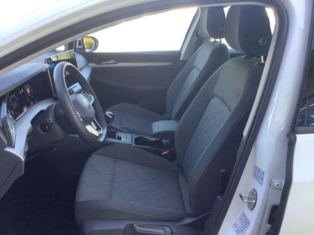 Volkswagen Golf 1.5 TSI Life Variant