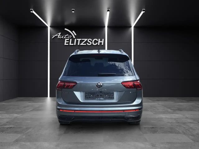 Volkswagen Tiguan Allspace DSG IQ.Drive R-Line