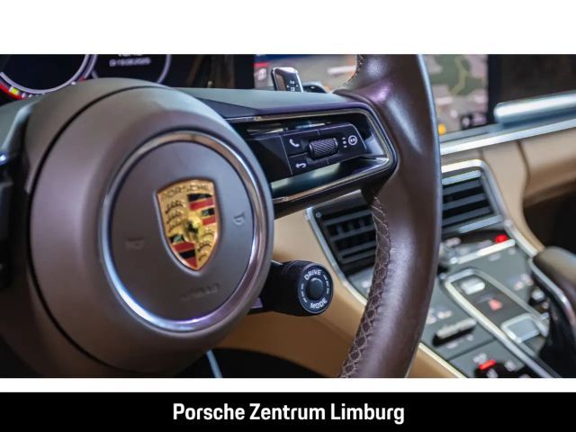 Porsche Panamera 4 E-Hybrid