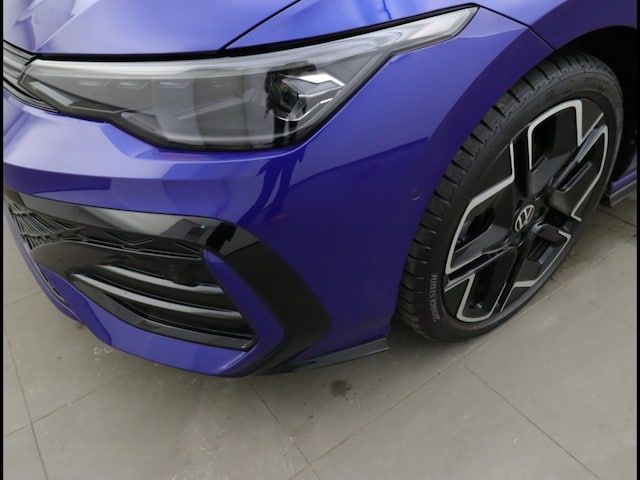 Volkswagen Golf 2.0 TDI DSG R-Line Style