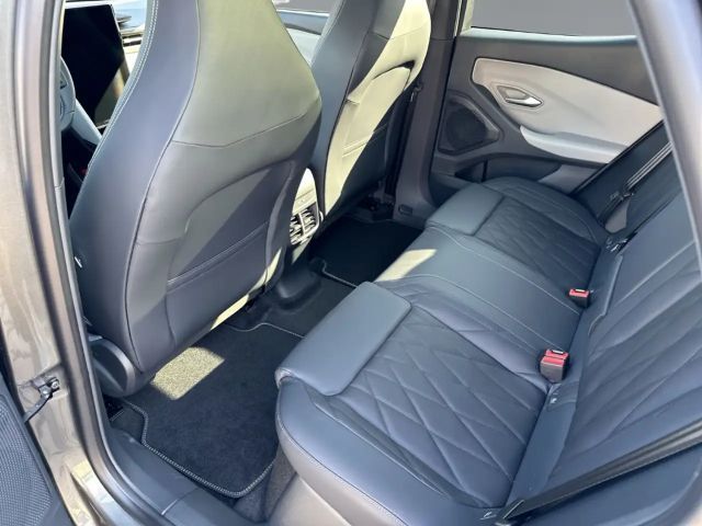 Ford Explorer Premium RWD