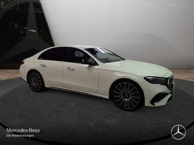 Mercedes-Benz E 200 AMG Line Sedan