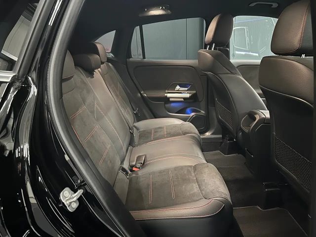 Mercedes-Benz GLA 200 AMG Line