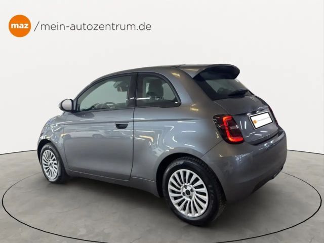 Fiat 500 Basis Base 42kWh Carplay Ganzjahresreifen Navi App