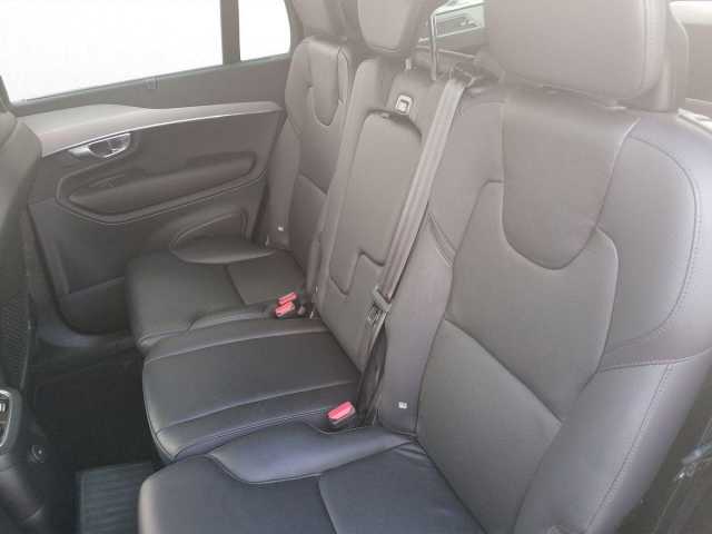 Volvo XC90 Expression Plug-In Hybrid