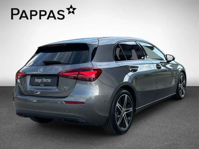 Mercedes-Benz A 180 Hatchback