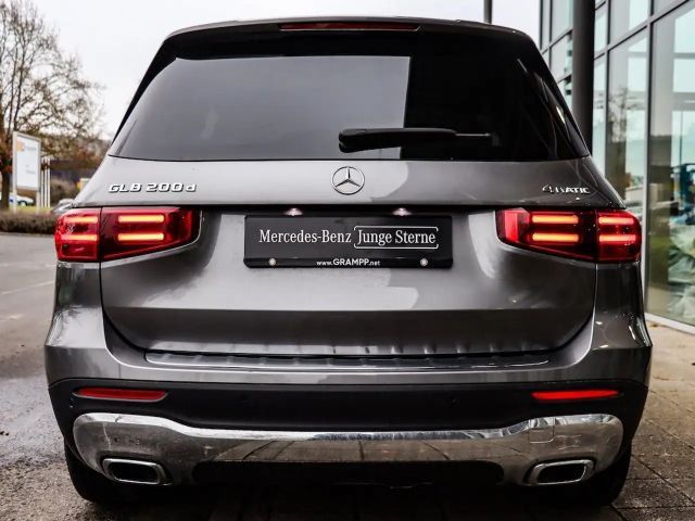 Mercedes-Benz GLB 200 4MATIC GLB 200 d