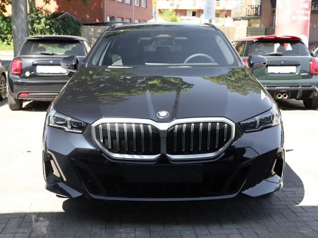 BMW 520 520d M-Sport Touring