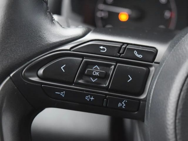 Toyota Yaris Club Hatchback