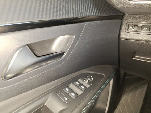 Peugeot 3008 1.2 145 e-DSC LED+Navi+SHZ+2xKlima+Kam.+LM