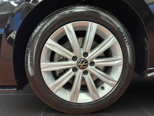 Volkswagen Touran 1.5 TSI DSG R-Line