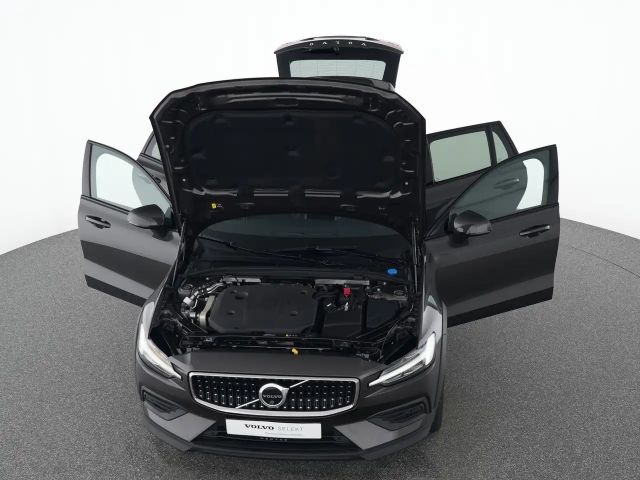 Volvo V60 AWD Plus