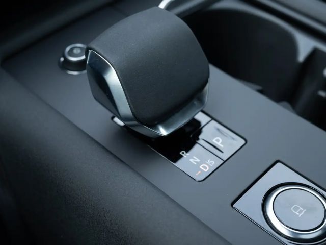 Land Rover Discovery AWD D300 Dynamic HSE