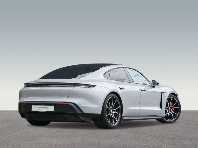 Porsche Taycan 4S