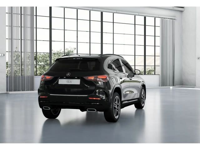 Mercedes-Benz GLA 180 AMG Line