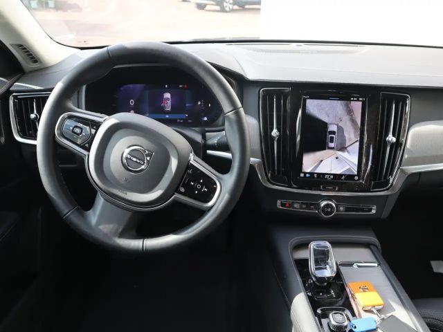 Volvo V90 Cross Country AWD Plus