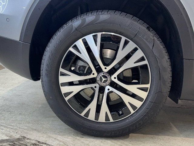 Mercedes-Benz GLB 180 