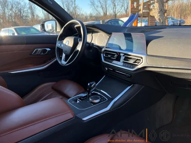 BMW 330 330e Luxury Line Touring