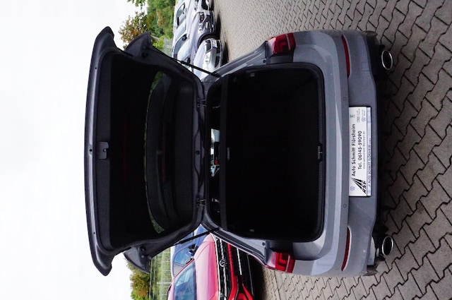 Volkswagen Golf 2.0 TSI DSG