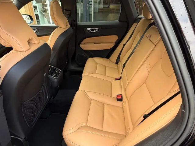 Volvo XC60 AWD Dark Ultimate