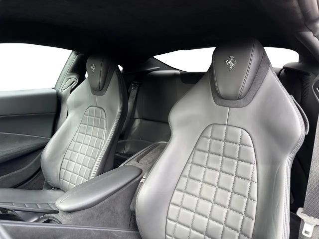 Ferrari Roma *Embleme*Navi*PDC*Klima*Leder*