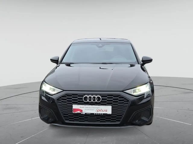 Audi A3 30 TDI Sedan