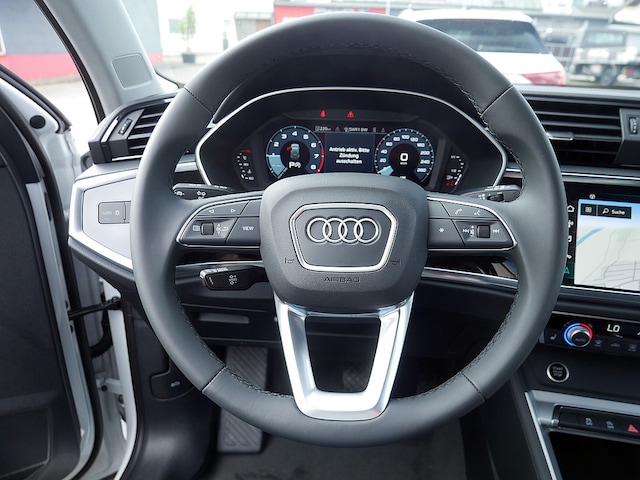 Audi Q3 S-Tronic